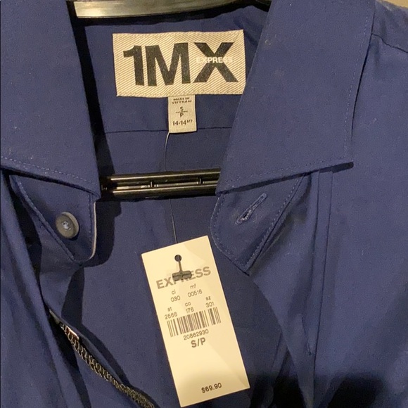 Express button up - Picture 2 of 2